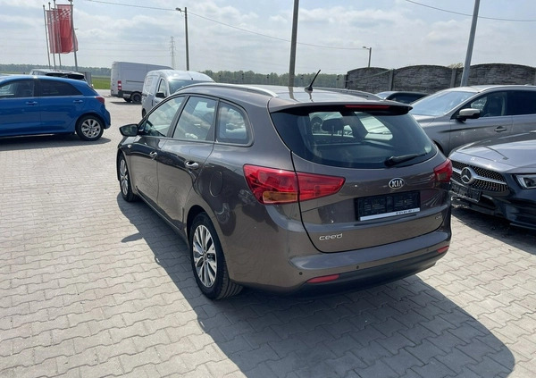 Kia Ceed cena 26900 przebieg: 54000, rok produkcji 2018 z Włoszczowa małe 92